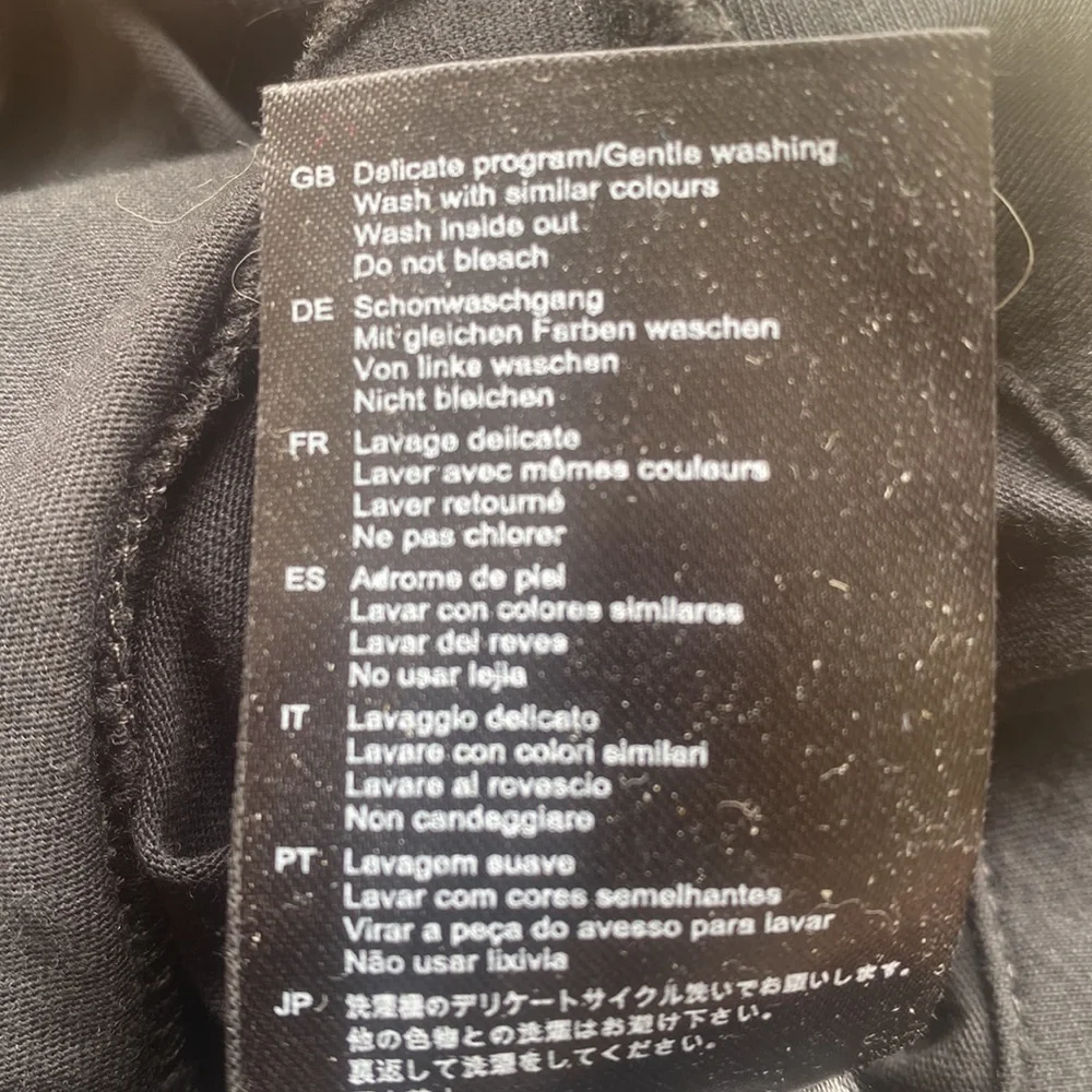 Scotch & Soda by Anthropologie from Neiman’s beautiful black wrap around @bottom - Picture 8 of 16